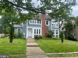 4605 Davidson Dr in Chevy Chase, MD - Building Photo