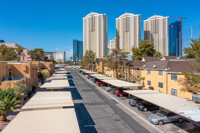 4640 Koval Ln in Las Vegas, NV - Building Photo - Building Photo