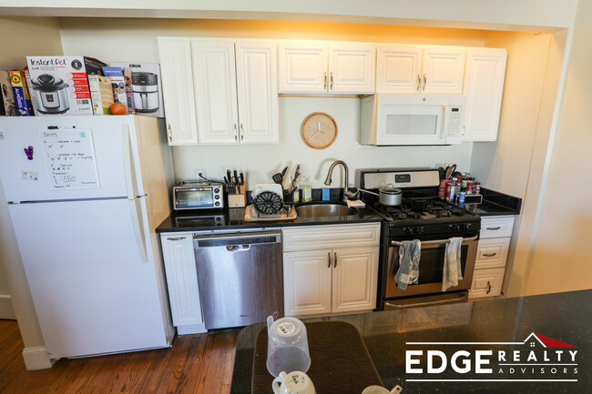 property at 4 Rockledge St