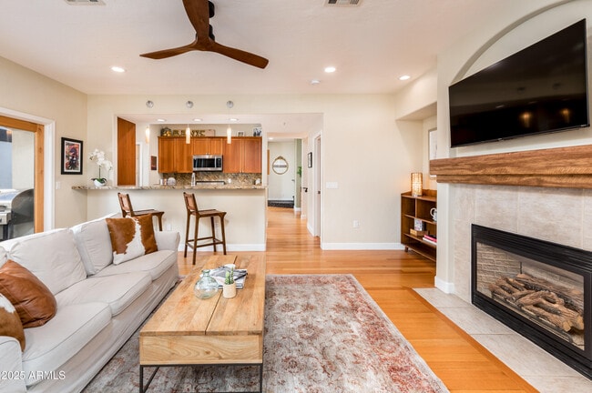 property at 231 W Portland St