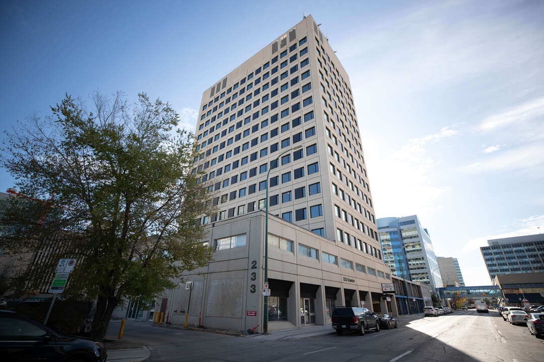 The Arts Residences in Winnipeg, MB - Building Photo