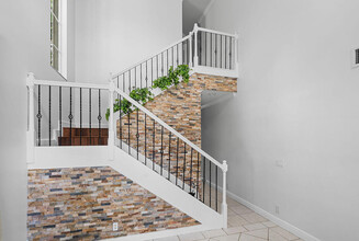 564 Tomahawk Ct in Palm Beach Gardens, FL - Building Photo - Building Photo
