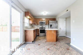 11610 Hornickel Cir in Indianapolis, IN - Building Photo - Building Photo