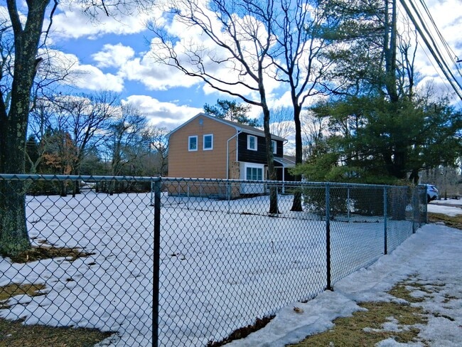 property at 34 Old East Neck Rd