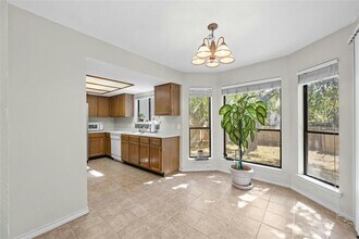 2639 Alcott Ln in Austin, TX - Foto de edificio - Building Photo