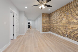 1649 W Jonquil Terrace in Chicago, IL - Building Photo - Building Photo