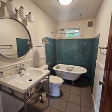 1336 Nipsic Ave in Bremerton, WA - Building Photo - Building Photo