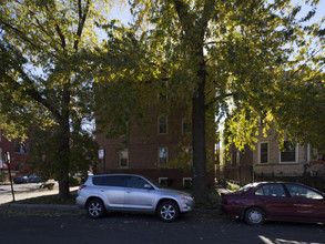 2501 W Cortez St in Chicago, IL - Building Photo - Building Photo