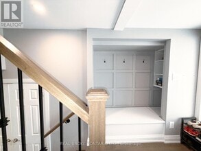 6679 Shelter Bay Rd in Mississauga, ON - Building Photo - Building Photo