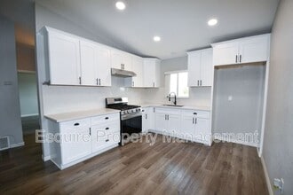 1253 S C St in Oxnard, CA - Building Photo - Building Photo