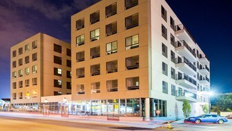 The Slate at 901 - Off Campus Student Housing