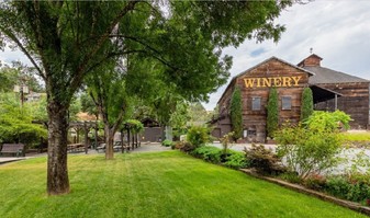 Milano Winery Apartments