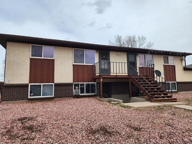 property at 4223 Forrest Hill Rd