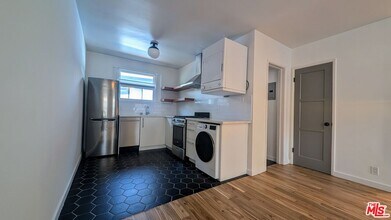 1731 Franklin St in Santa Monica, CA - Building Photo - Building Photo