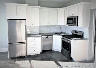 195 Maverick St in Boston, MA - Building Photo - Building Photo