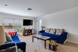 3265 Royal Canadian Trace in Ft. Myers, FL - Building Photo - Building Photo