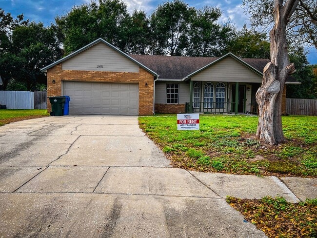 property at 2401 Griffin Ct