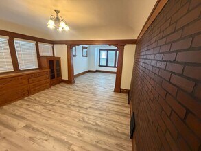 3600 N Port Washington Rd in Milwaukee, WI - Building Photo - Building Photo