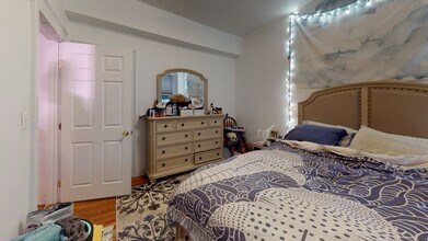 1999 Commonwealth Ave, Unit 6 in Boston, MA - Building Photo - Building Photo