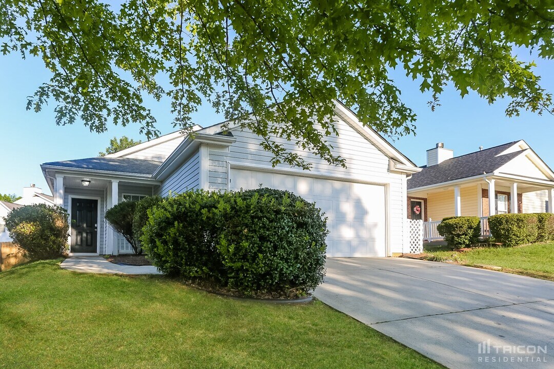 9607 Aventide Ln in Charlotte, NC - Building Photo