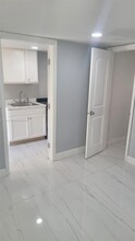 6241 SW 17th St in Pompano Beach, FL - Building Photo - Building Photo