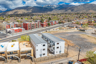 Residences at Copper Ave in Albuquerque, NM - Foto de edificio - Building Photo