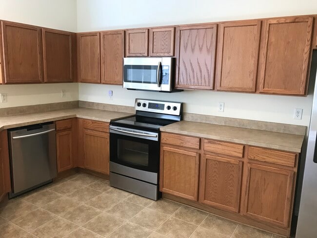 5818 Phoebenest Dr, Unit Villa in Lithia, FL - Foto de edificio - Building Photo