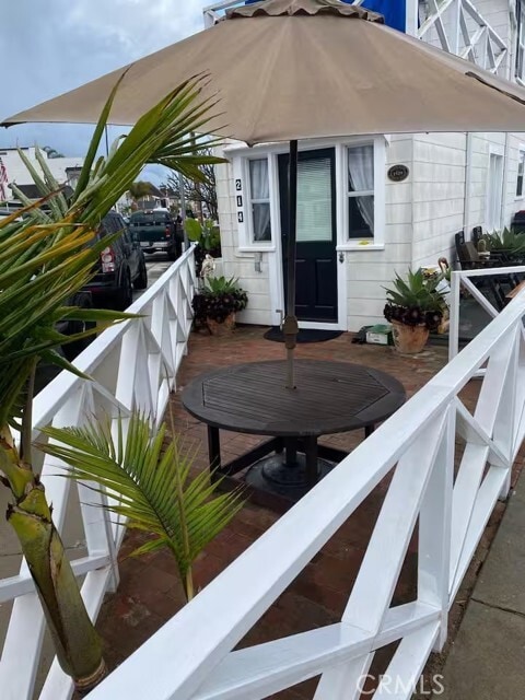 property at 214 Topaz Ave