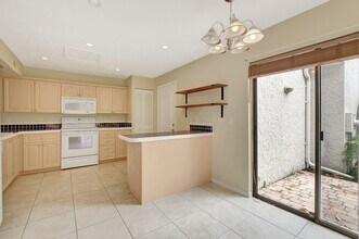 6732 Canary Palm Cir in Boca Raton, FL - Building Photo - Building Photo