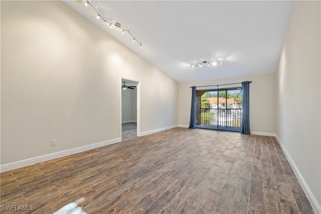 property at 2142 Arbour Walk Cir