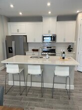 4674 CRESTPOINT Wy in Palmetto, FL - Building Photo - Building Photo