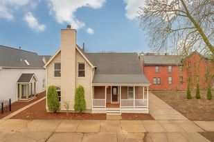 215 Virginia St, Unit #1 in Buffalo, NY - Building Photo