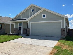 5842 Rock Maple Dr in Princeton, TX - Foto de edificio - Building Photo