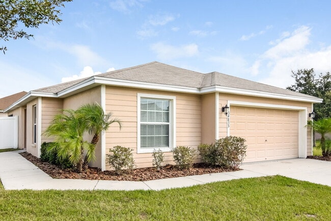 property at 34835 Redding Ln