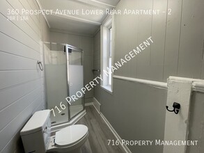 360 Prospect Ave in Buffalo, NY - Building Photo - Building Photo