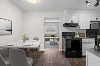 Cobbs Creek Apartment Homes in Decatur, GA - Building Photo - Building Photo