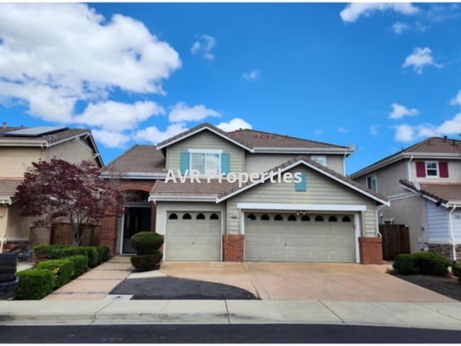 property at 4753 Boxwood Way