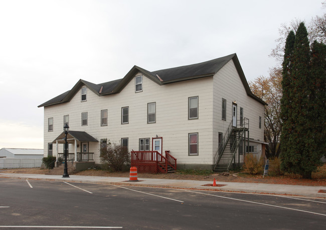 Baldwin Main Street Apartments in Baldwin, WI - Foto de edificio - Building Photo