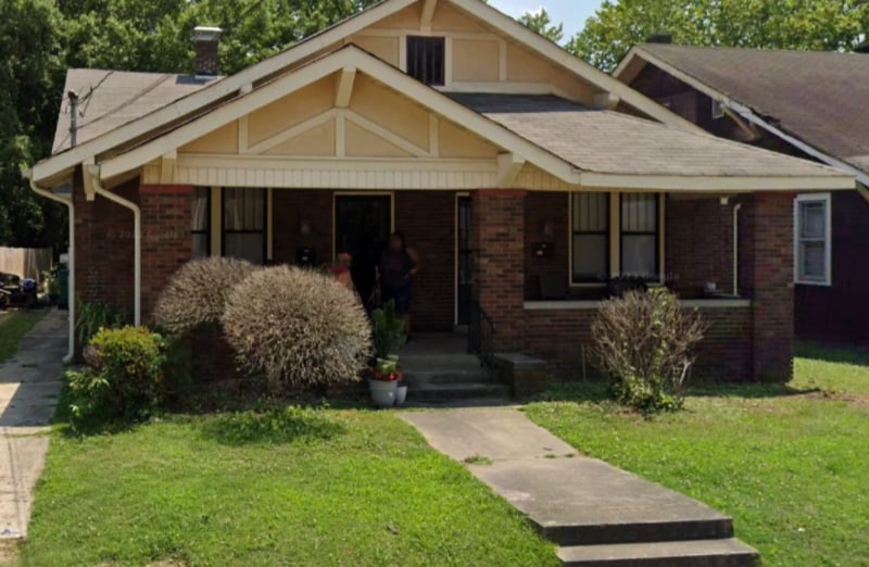 246 Airways Blvd in Jackson, TN - Building Photo