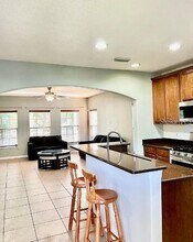 16113 Bridgecrossing Dr in Fish Hawk, FL - Building Photo - Building Photo