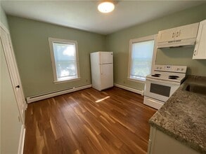 18 Harmony St in West Warwick, RI - Building Photo - Building Photo