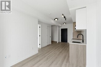 1635 Military Trail in Toronto, ON - Building Photo - Building Photo