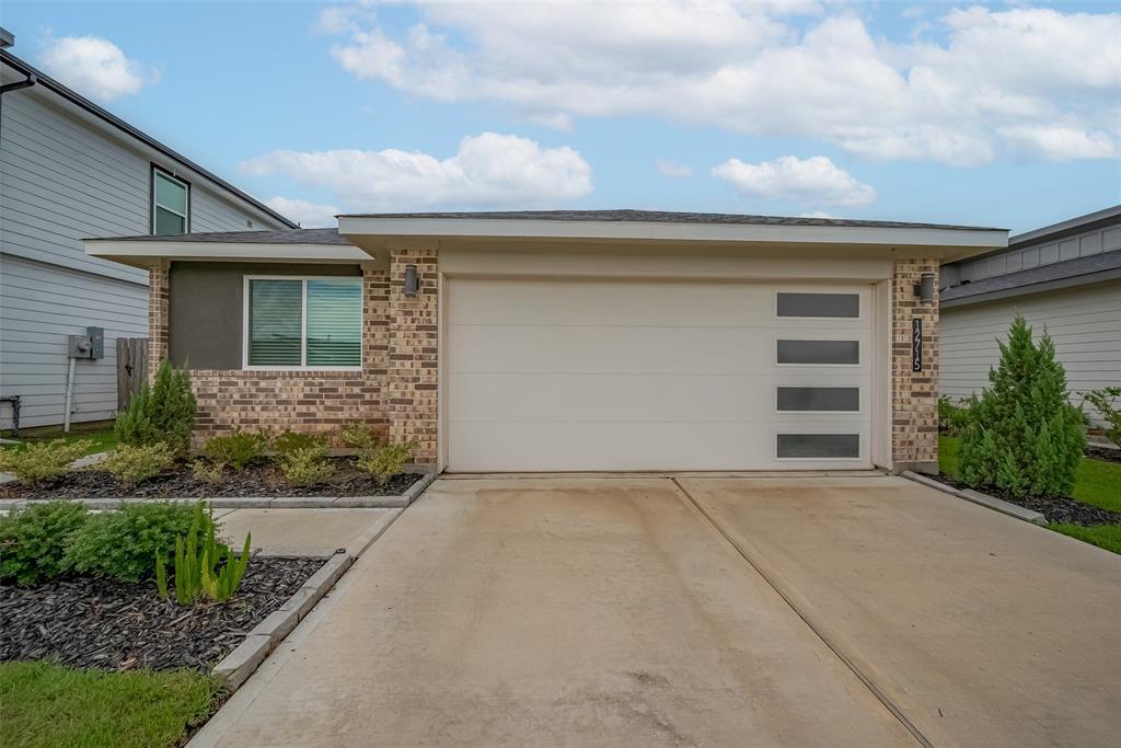 12715 Basinghall Ln in Houston, TX - Building Photo
