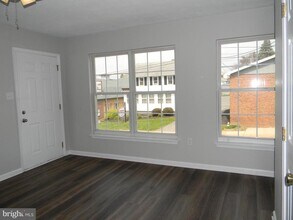 104 W Main St in Rising Sun, MD - Building Photo - Building Photo