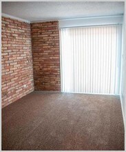 Adobe Casitas in Yuma, AZ - Foto de edificio - Building Photo