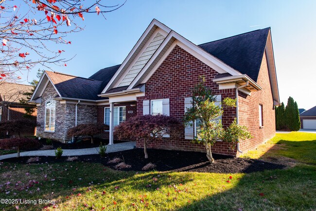 1006 Champions Cir in Simpsonville, KY - Building Photo - Building Photo