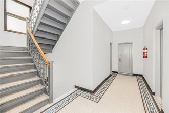 29 Convent Ave in New York, NY - Building Photo - Building Photo