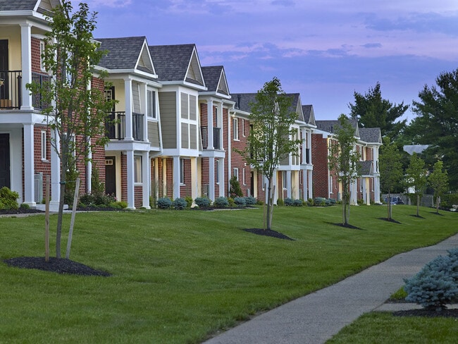 Knightsbridge Apartments in Bensalem, PA - Building Photo - Building Photo