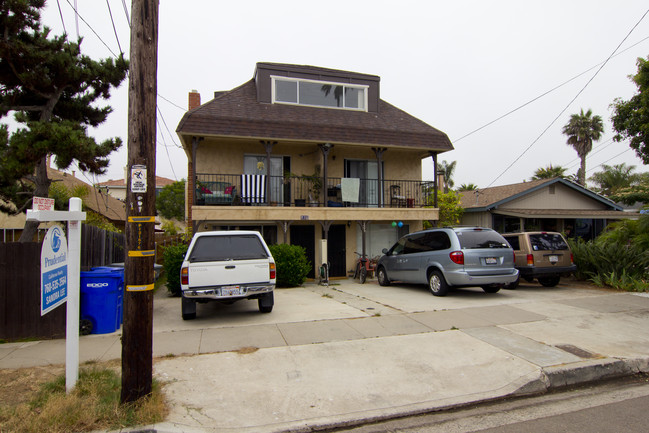 265-267 La Veta Ave in Encinitas, CA - Building Photo - Building Photo