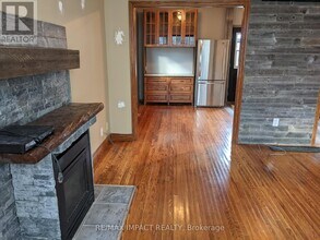 806 Stone St in Oshawa, ON - Building Photo - Building Photo